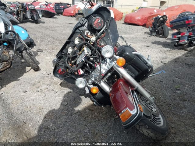 2010 HARLEY-DAVIDSON FLHTC 1HD1FF418AB667170 Photo 4