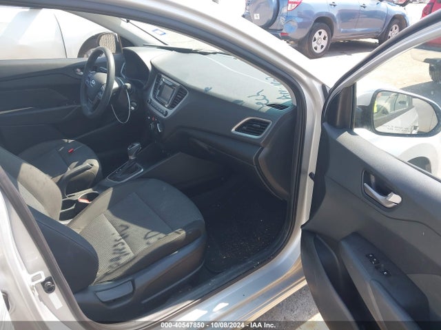 Hyundai ACCENT SE 2019 3KPC24A30KE063911 Image 5