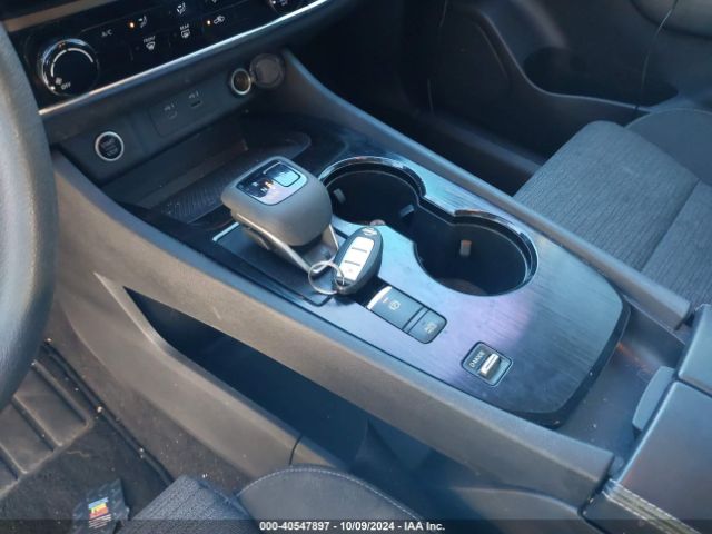 JN8AT3AA9MW009517 Nissan Rogue S Fwd
