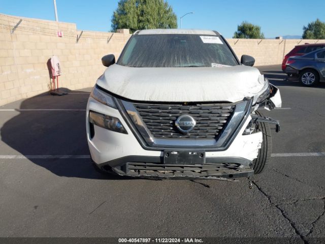 JN8AT3AA9MW009517 Nissan Rogue S Fwd