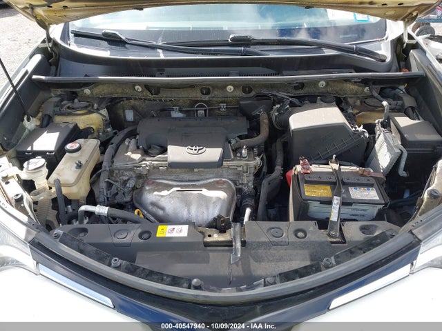 Toyota RAV4 LE 2017 JTMBFREV6HJ162592 Image 10