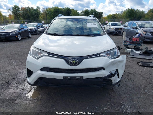 Toyota RAV4 LE 2017 JTMBFREV6HJ162592 Image 13