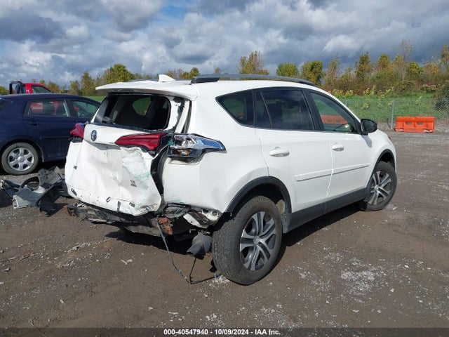 Toyota RAV4 LE 2017 JTMBFREV6HJ162592 Image 4
