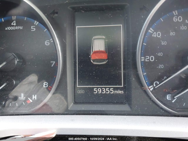 Toyota RAV4 LE 2017 JTMBFREV6HJ162592 Image 7