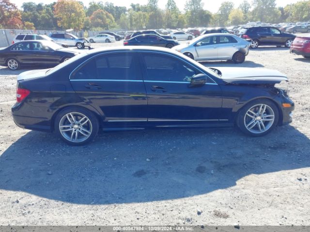 WDDGF8AB1ER321128 Mercedes-Benz C 300 Luxury 4matic/sport 4matic