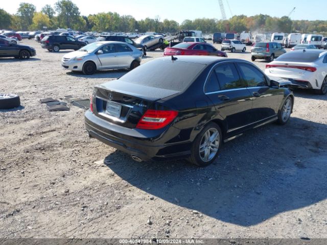 WDDGF8AB1ER321128 Mercedes-Benz C 300 Luxury 4matic/sport 4matic