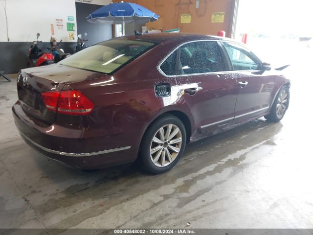 2013 VOLKSWAGEN PASSAT 1VWCH7A37DC040472 Photo 3