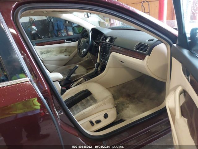 2013 VOLKSWAGEN PASSAT 1VWCH7A37DC040472 Photo 4