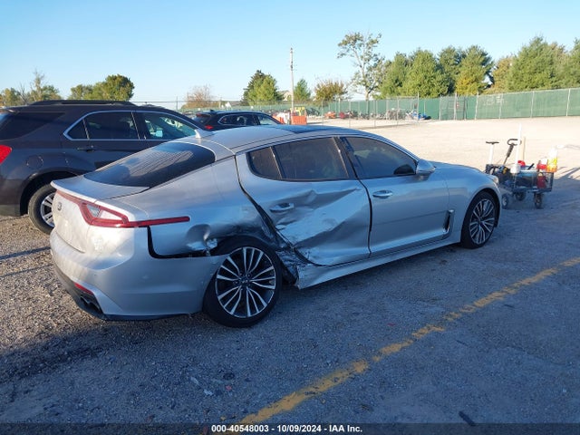 KIA Stinger Premium 2018 KNAE25LAXJ6017580 Image 4