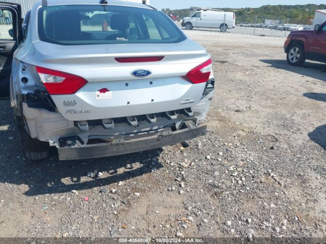 1FADP3F28EL177107 Ford FOCUS SE