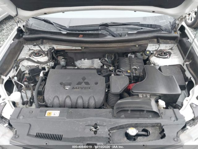 JA4AD3A31HZ057490 Mitsubishi Outlander Sel