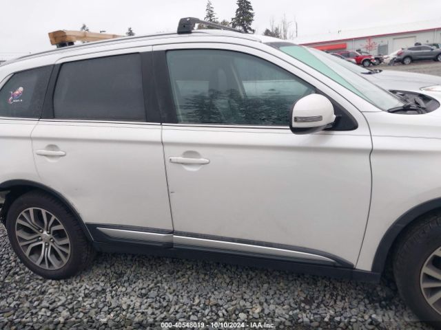 JA4AD3A31HZ057490 Mitsubishi Outlander Sel