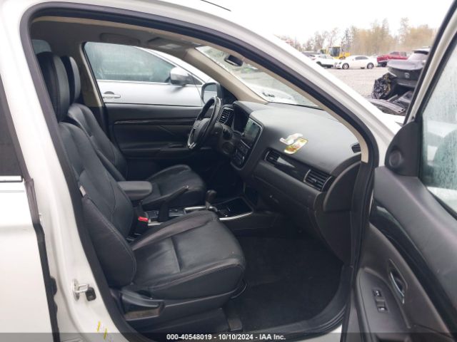 JA4AD3A31HZ057490 Mitsubishi Outlander Sel
