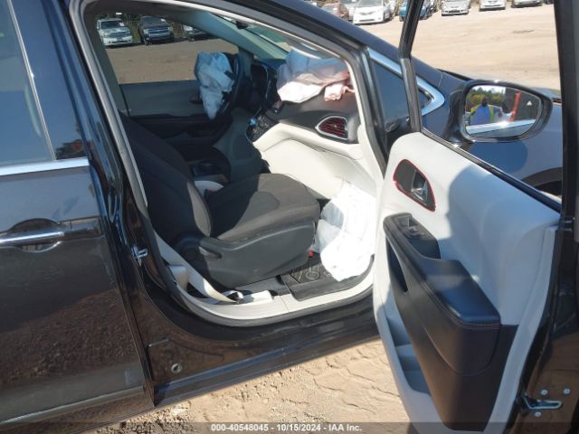 2C4RC1FGXLR159191 Chrysler Pacifica Touring