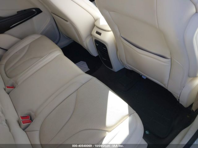 5LMCJ3C95GUJ24198 Lincoln Mkc Reserve