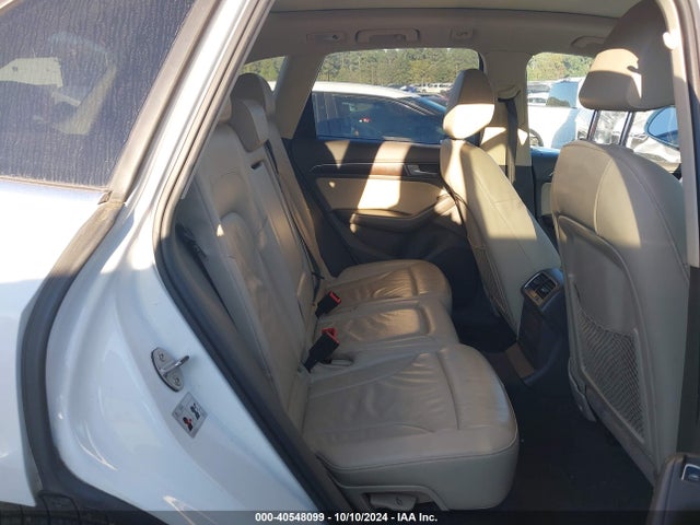 Audi Q5 2.0t Premium 2017 WA1C2AFP7HA093052 Image 8