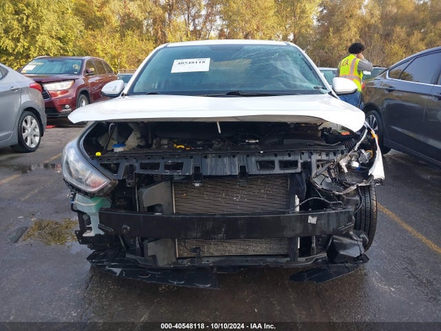 Hyundai ACCENT SE 2019 3KPC24A38KE041705 Image 13