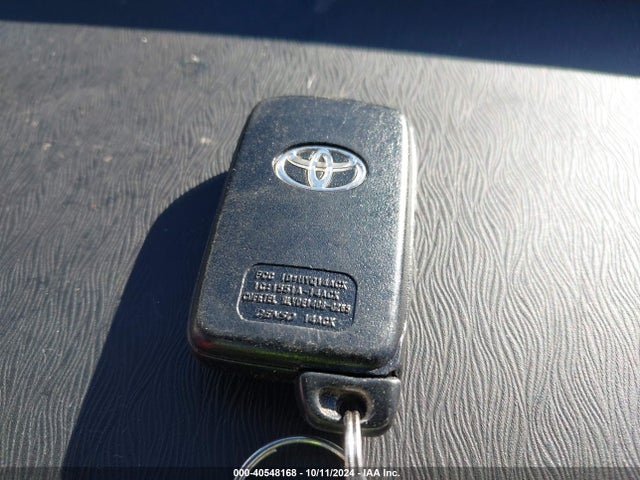 Toyota Prius Two 2015 JTDKN3DU2F1931675 Image 11