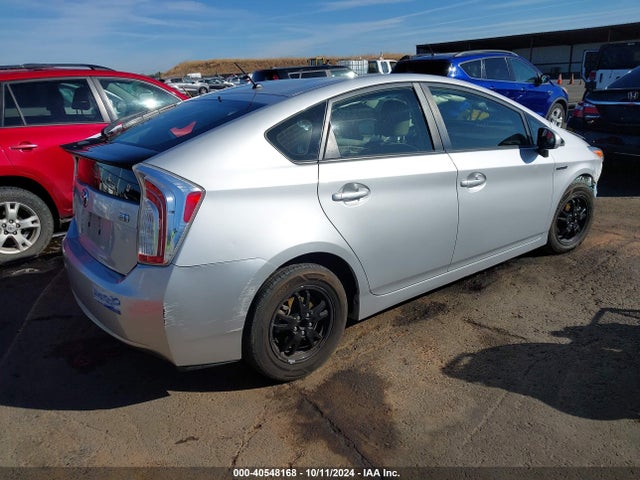 Toyota Prius Two 2015 JTDKN3DU2F1931675 Image 4