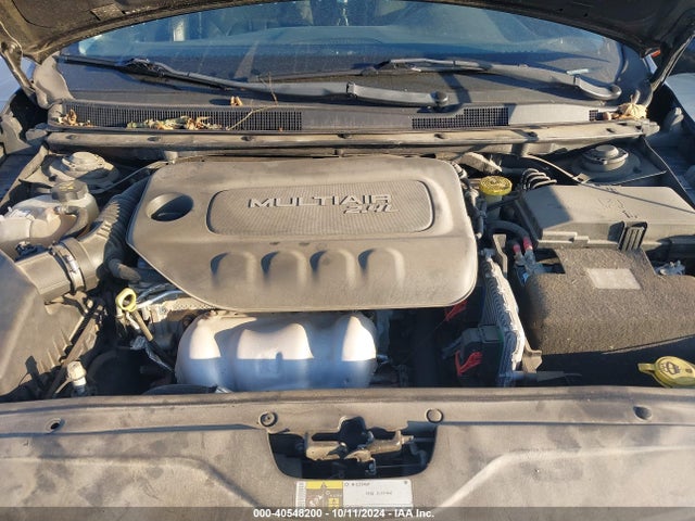 Chrysler 200 Limited 2015 1C3CCCAB7FN603713 Image 10