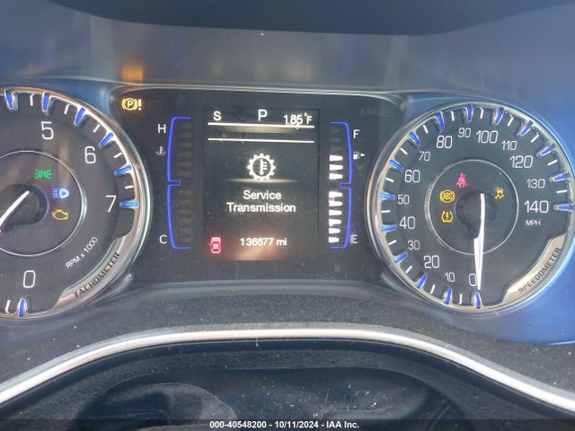 Chrysler 200 Limited 2015 1C3CCCAB7FN603713 Image 16