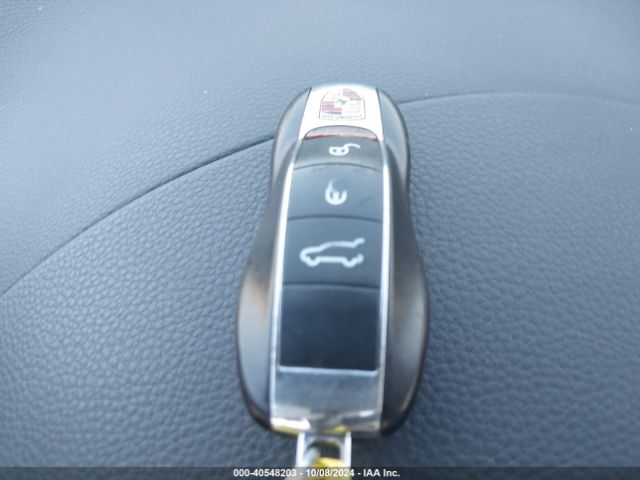 WP1AA2A55HLB06380 Porsche Macan