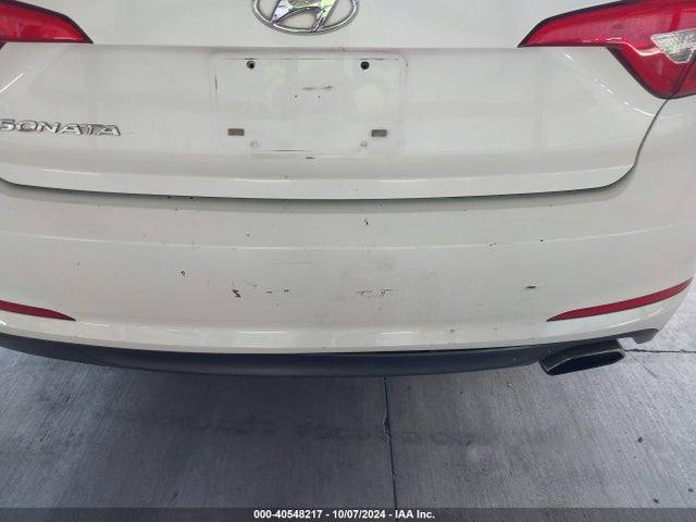 Hyundai SONATA SE 2015 5NPE24AF4FH004798 Image 19