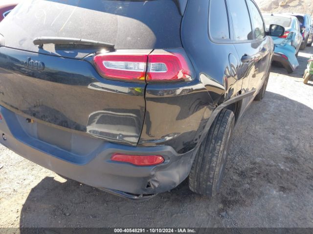 1C4PJMAB4GW366392 Jeep Cherokee Altitude