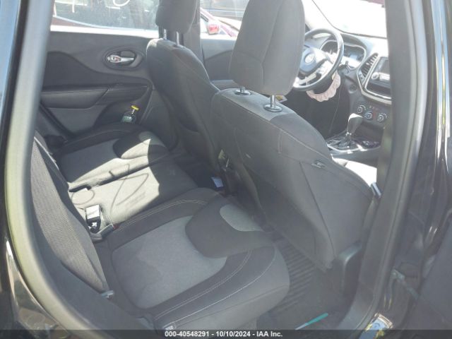 1C4PJMAB4GW366392 Jeep Cherokee Altitude