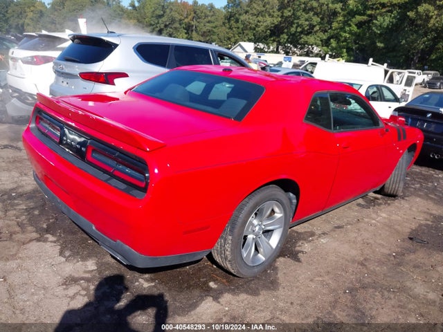 Dodge Challenger Sxt 2018 2C3CDZAG7JH327711 Image 4