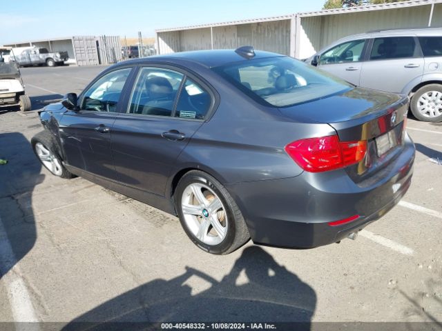WBA3B1G58FNT01736 BMW 320i