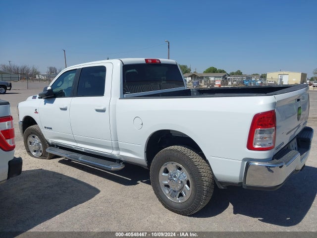 3C6UR5DL9NG248234 RAM 2500 Big Horn  4x4 6'4 Box