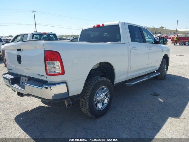 3C6UR5DL9NG248234 RAM 2500 Big Horn  4x4 6'4 Box