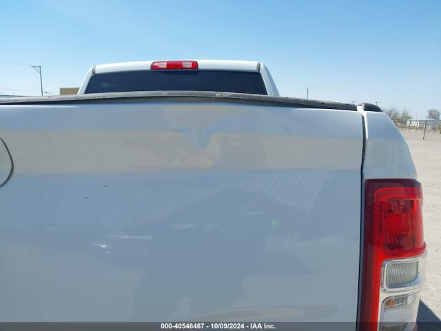 3C6UR5DL9NG248234 RAM 2500 Big Horn  4x4 6'4 Box
