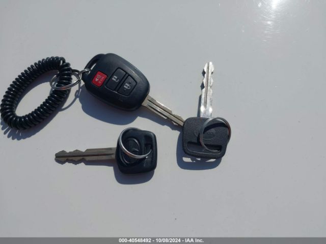 JTLZE4FE6EJ050250 Scion XB