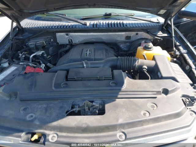 5LMJJ2HT4FEJ13823 Lincoln Navigator
