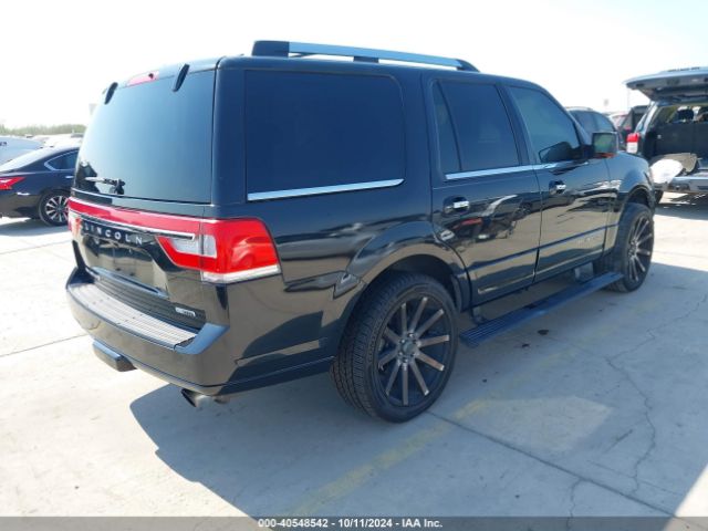 5LMJJ2HT4FEJ13823 Lincoln Navigator