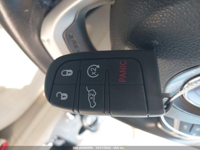 1C4RJEAG3FC219040 Jeep Grand Cherokee Laredo