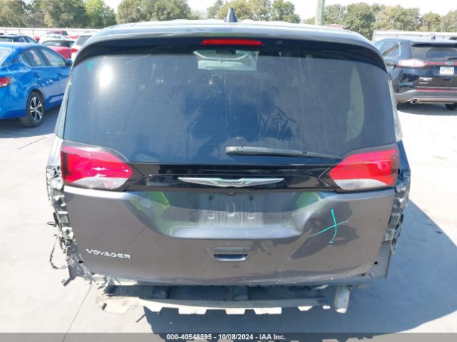 2C4RC1CG1NR229880 Chrysler Voyager Lx