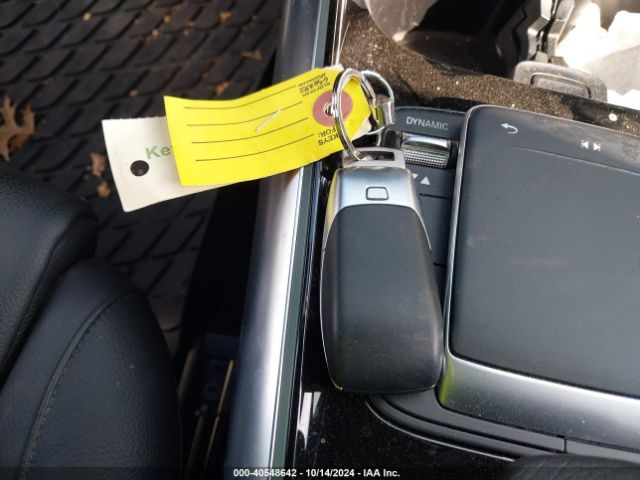 W1N4N4HB8NJ326140 Mercedes-Benz Gla 250 4matic