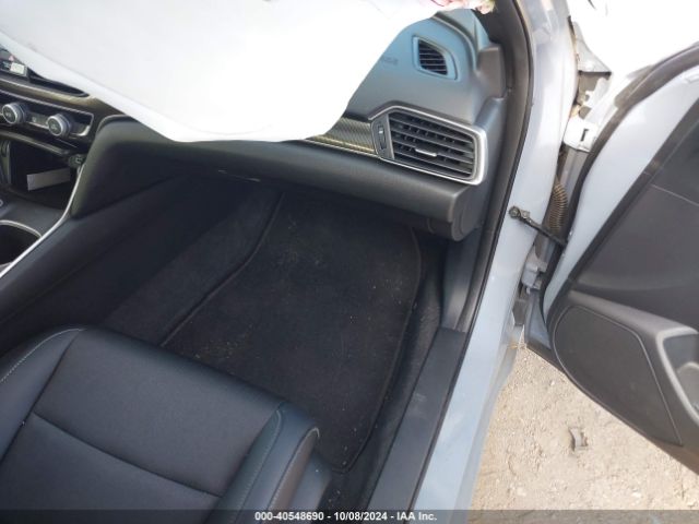 1HGCV1F35NA099472 Honda Accord Sport