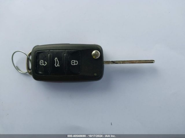 1VWBN7A30EC094797 Volkswagen Passat 2.0l Tdi Se