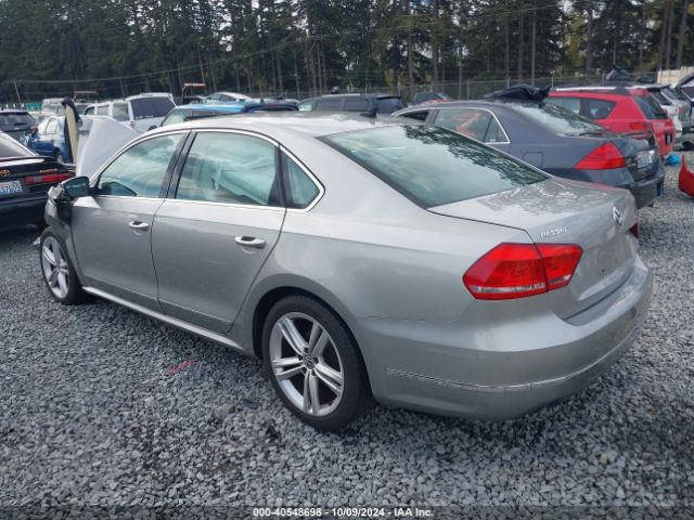 1VWBN7A30EC094797 Volkswagen Passat 2.0l Tdi Se