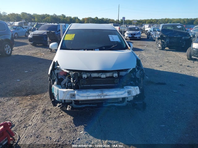 Toyota Prius V Four 2016 JTDZN3EU8GJ044287 Image 12