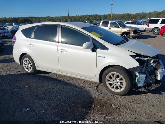 Toyota Prius V Four 2016 JTDZN3EU8GJ044287 Image 13