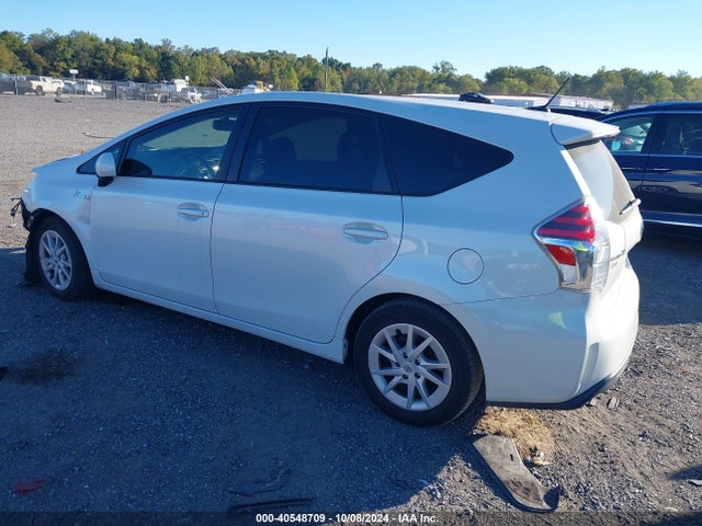 Toyota Prius V Four 2016 JTDZN3EU8GJ044287 Image 14