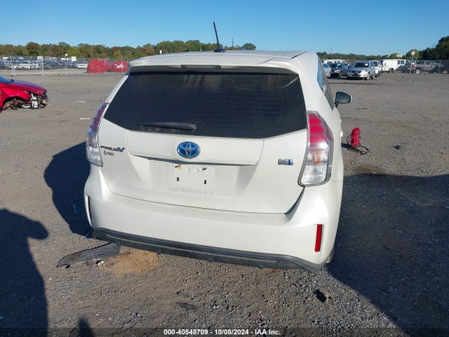 Toyota Prius V Four 2016 JTDZN3EU8GJ044287 Image 16