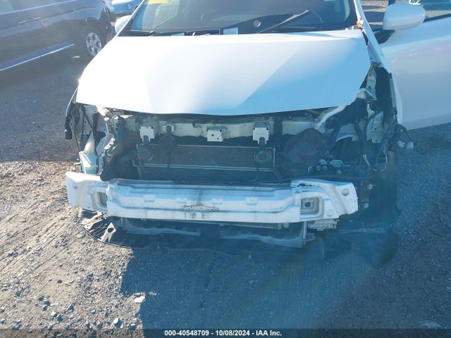 Toyota Prius V Four 2016 JTDZN3EU8GJ044287 Image 6