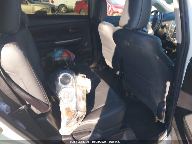 Toyota Prius V Four 2016 JTDZN3EU8GJ044287 Image 8