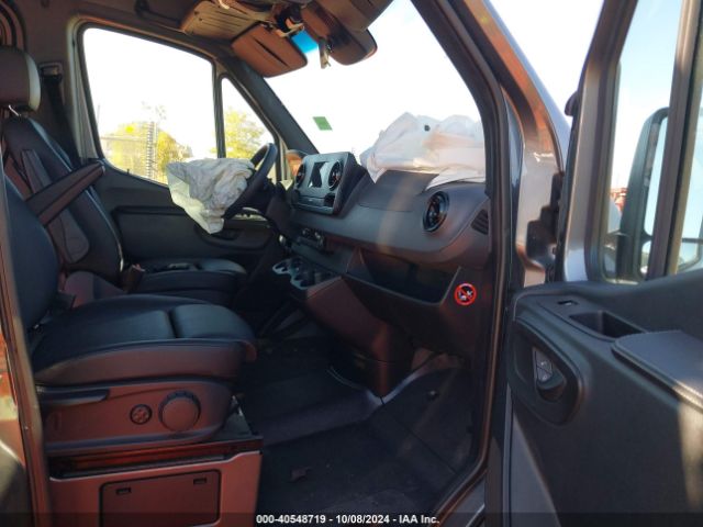 W1Z4EFHY0KP199746 Mercedes-Benz Sprinter 2500 High Roof V6